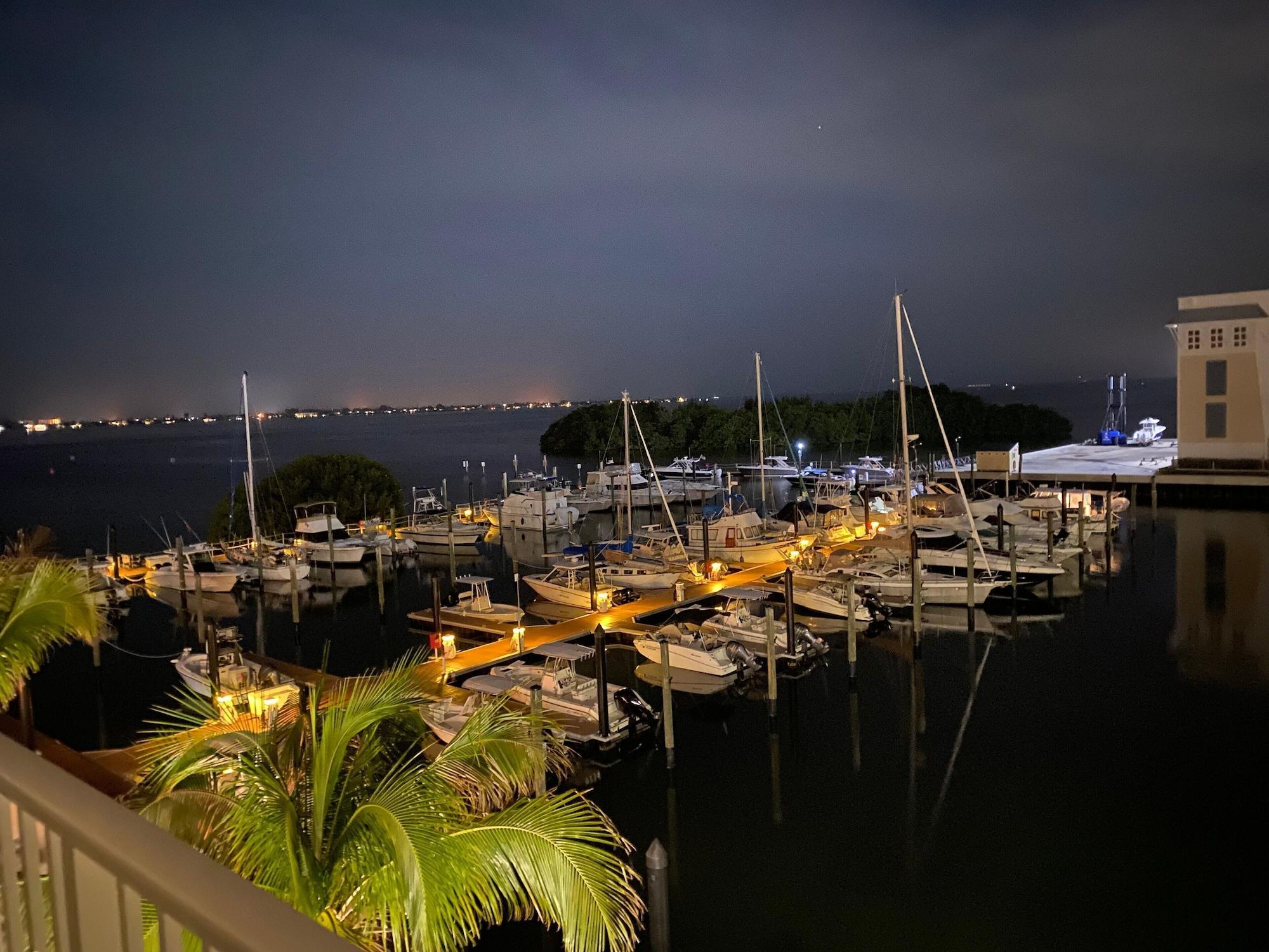 Compass Hotel By Margaritaville Anna Maria Sound Bradenton Exterior photo