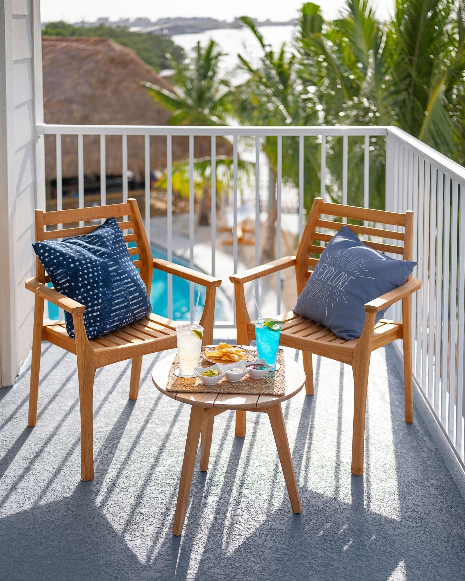 Compass Hotel By Margaritaville Anna Maria Sound Bradenton Exterior photo