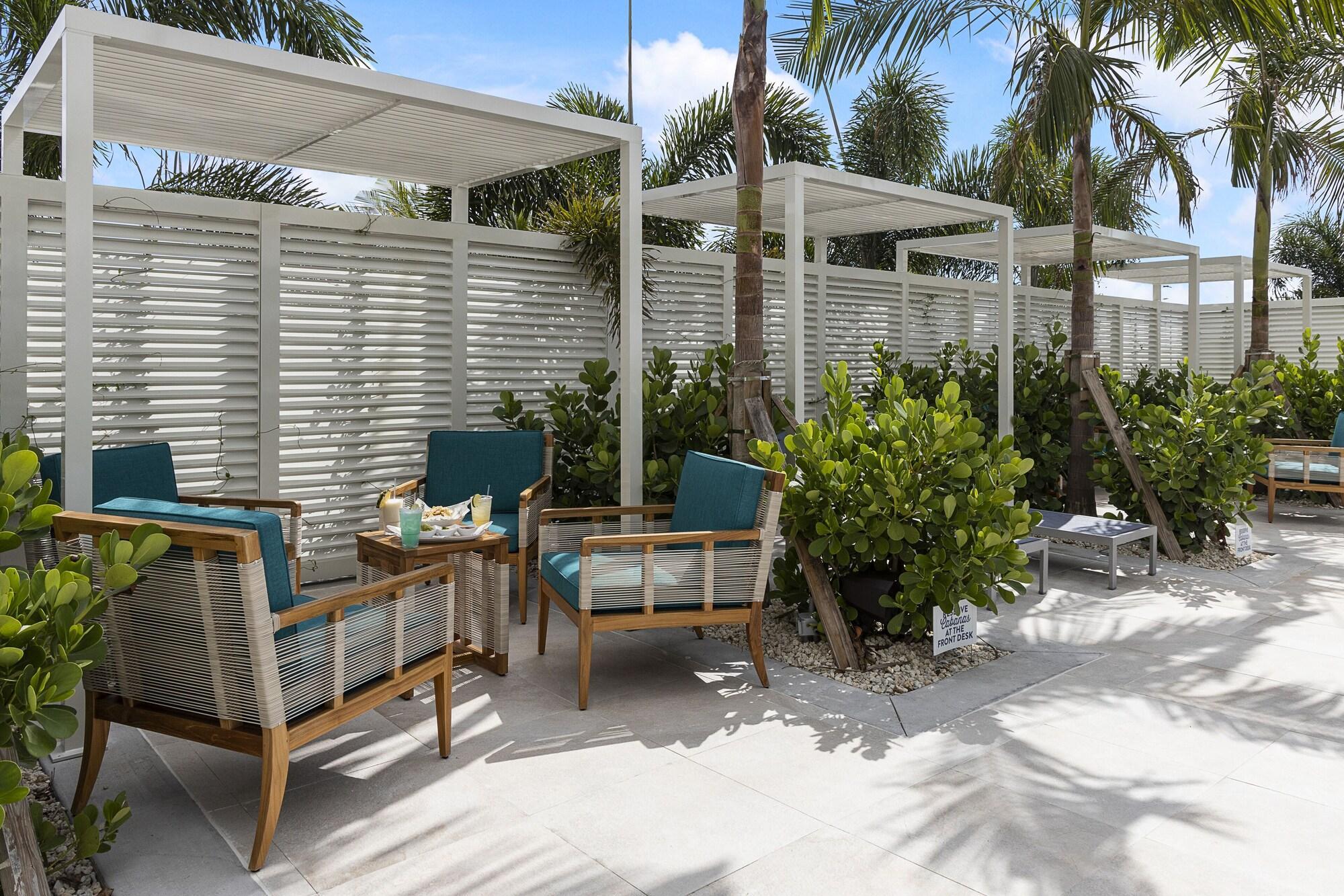 Compass Hotel By Margaritaville Anna Maria Sound Bradenton Exterior photo